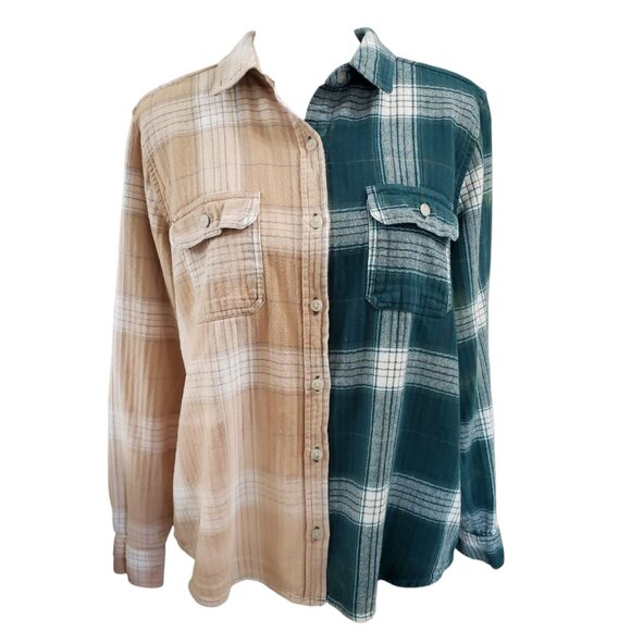 Womens Upcycled Distressed Flannel with "Rockin Xmas Tree" Embroidered Patch XL - Picture 5 of 9